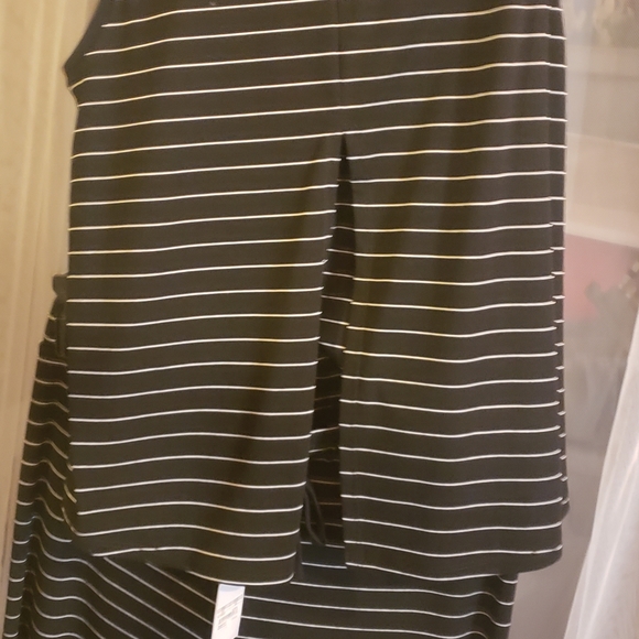 BB DAKOTA STRIPE YOUR FANCY TOP - Picture 3 of 3